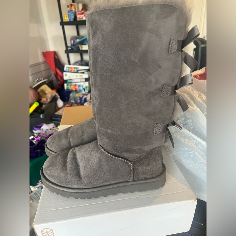 Bailey Bow Uggs